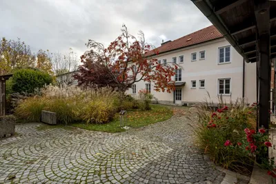 10-Zimmer-Immobilie kaufen in Wiener Neustadt Land – 380 m², € 799.000 – Bild 4 von 28