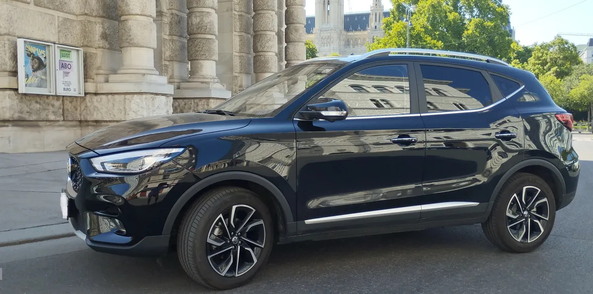 MG ZS