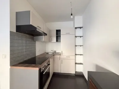 Modern und mit Kühlung! Schöne 2-Zimmer-Wohnung bei U3 Hütteldorfer Str. / 10A Bus und Straßenbahnen 10, 46, 49, 52! – Bild 2