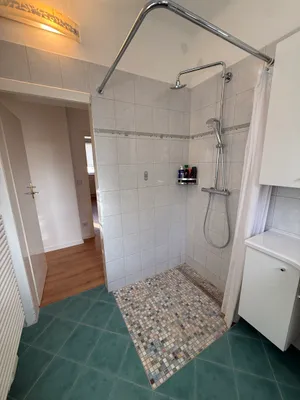 6-Zimmer-Haus mieten in Mistelbach – 170 m², € 1.650 – Bild 10 von 12