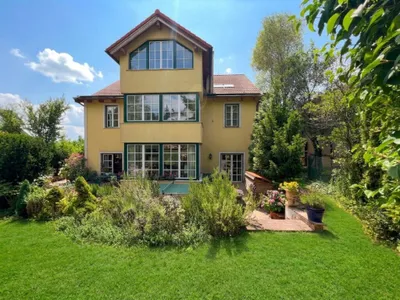 Haus zum Kauf in 1130 Wien Hietzing