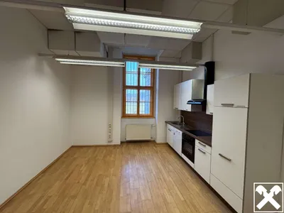 4-Zimmer-Gewerbeimmobilie mieten in Linz – 175 m², € 2.306 – Bild 5 von 12
