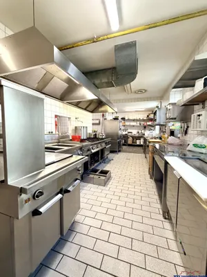 15-Zimmer-Gewerbeimmobilie kaufen in Wien – 571 m², € 1.995.000 – Bild 12 von 44