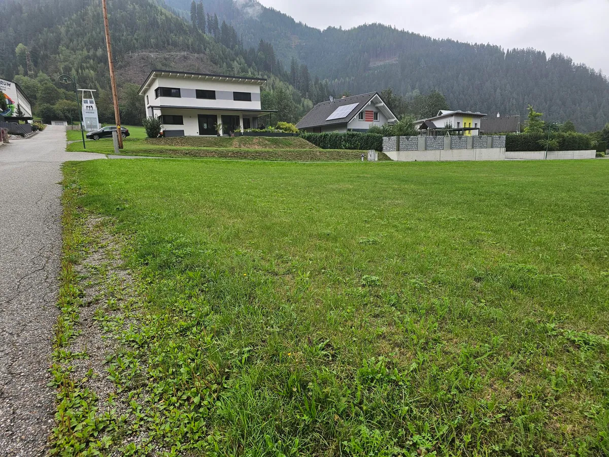 1885 m² großes Grundstück auch teilbar - Ansicht 3