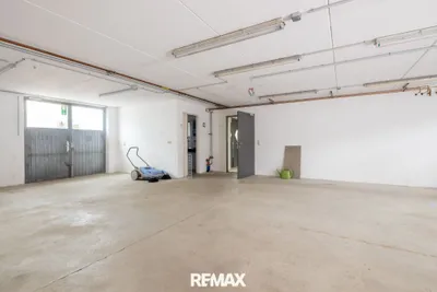 Gewerbeimmobilie mieten in Kirchdorf an der Krems – 135 m², € 650 – Bild 2 von 8
