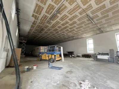 Gewerbeimmobilie mieten in Bruck an der Leitha – 893 m², € 6 – Bild 3 von 19