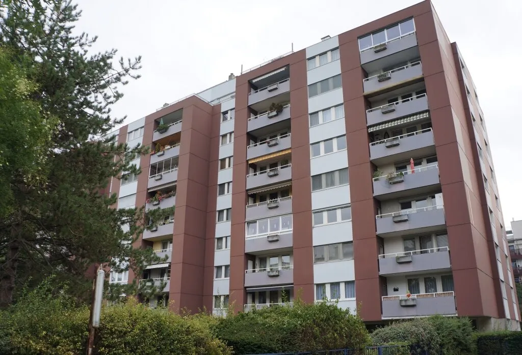 Theodor-Kramer-Straße 12 | Garagenplätze - Ansicht 2