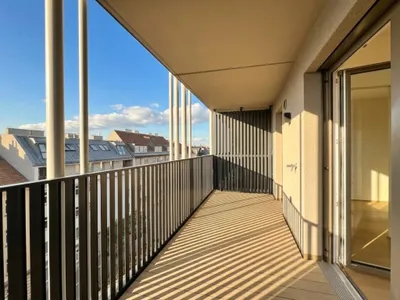 Pauschalmiete inklusive Warmwasser, Heizung & Kühlung - Moderne 2-Zimmer-Wohnung mit großzügigem Balkon und stilvoller Ausstattung – Bild 3