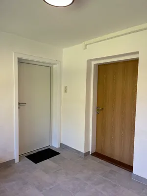 2-Zimmer-Wohnung mieten in Neunkirchen – 70 m², € 370 – Bild 3 von 14