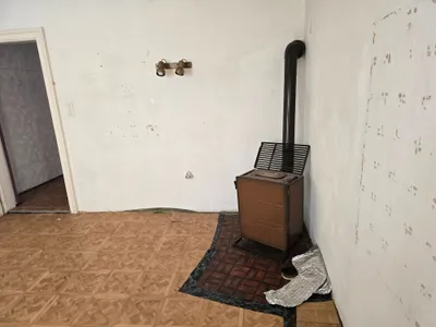 15-Zimmer-Gewerbeimmobilie kaufen in Wiener Neustadt Land – 272 m², € 270.000 – Bild 4 von 8