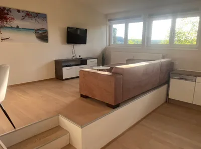Gemütliche, vollständig möblierte 2-Zimmer-Wohnung in zentraler Lage in Elixhausen., photo 1