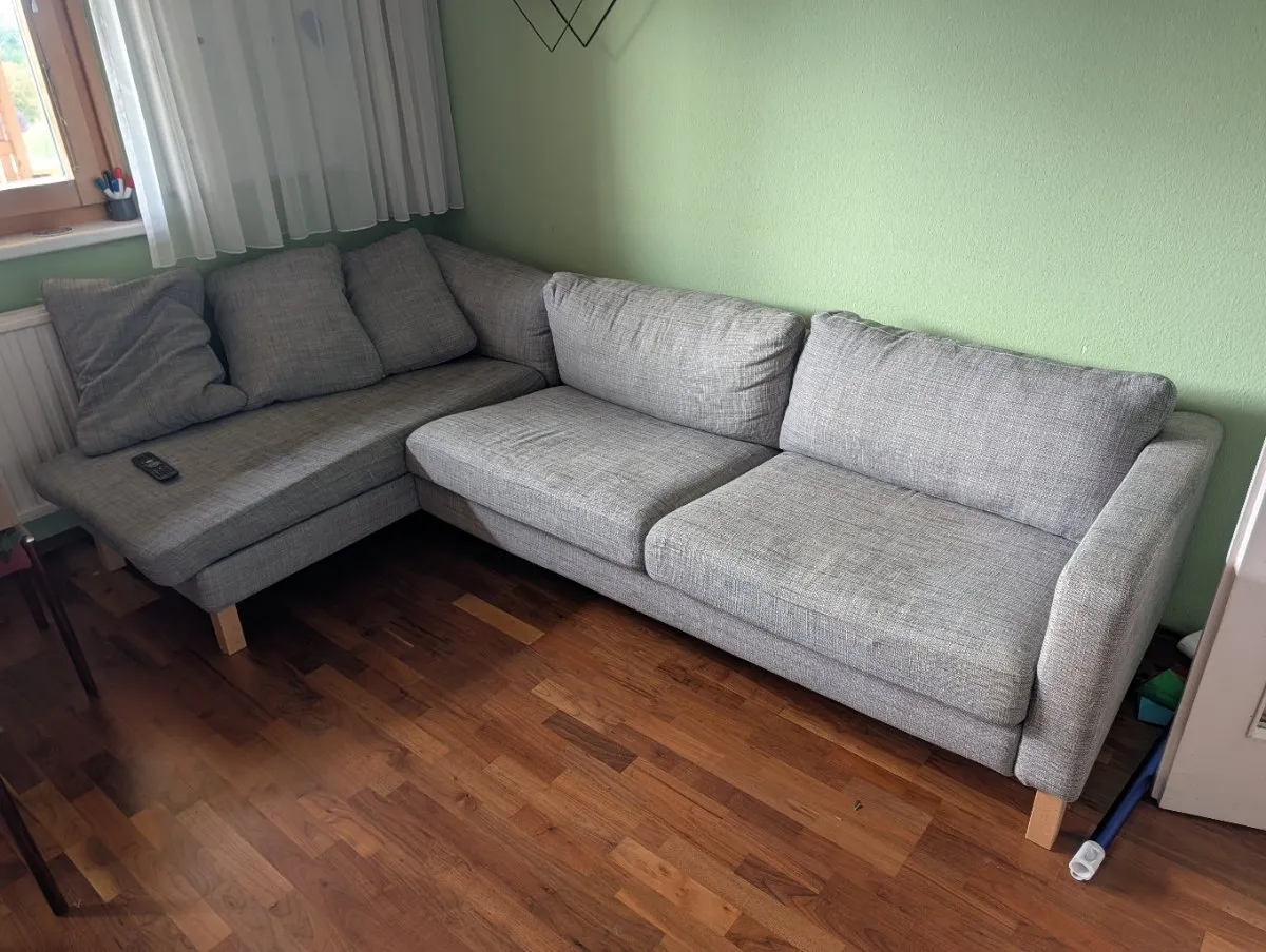 3er-Sofa mit Récamiere, € 0,- (1110 Wien)