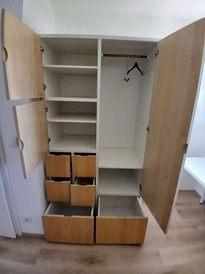 IKEA RAKKE Kleiderschrank - Weiß/ Birke - Das Raumwunder für Kinder & Jugend, € 120,- (7035 Steinbrunn)