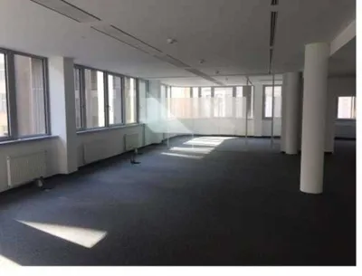 Gewerbeimmobilie mieten in Wien – 1 432 m², € 26 – Bild 10 von 15
