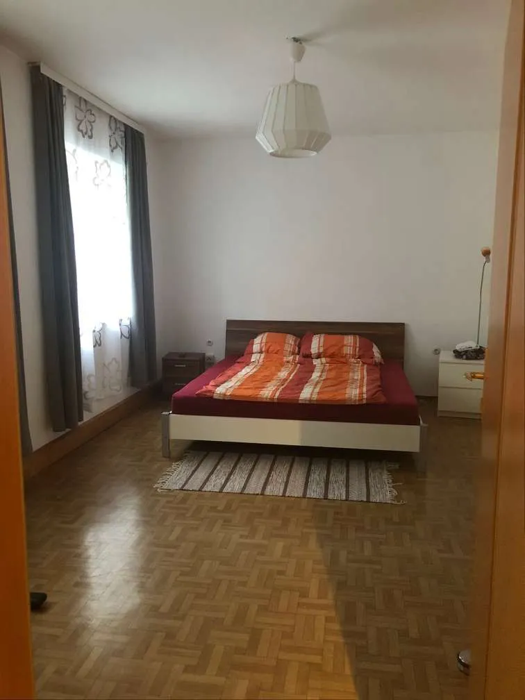 Helle Wohnung mit Garten in Zweifamilienhaus - Ansicht 2