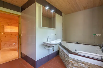 9-Zimmer-Immobilie kaufen in Sankt Pölten Land – 253 m², € 999.000 – Bild 12 von 22