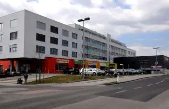 Gewerbeimmobilie mieten in Linz Land – 89 m², € 933