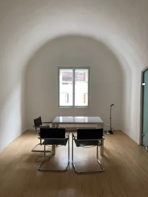 2-Zimmer-Gewerbeimmobilie mieten in Bruck-Mürzzuschlag – 43 m², € 629 – Bild 2 von 8