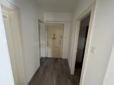 2-Zimmer-Wohnung mieten in Baden – 50,9 m², € 750 – Bild 8 von 10