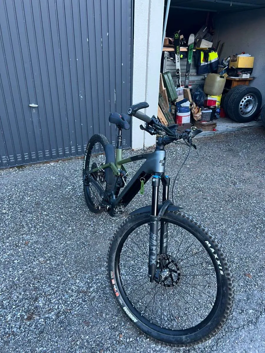 fahrradhelm ab 6 monate ROCKBROS Kinderhelm Rücklicht-Kompatibel 54–58cm 6–18 Jahre – ROCKBROS-DE Mountain Bike Mondraker E In-frame Type Wähle den richtigen BikeTrax für dein E-Bike:Brose Specialized