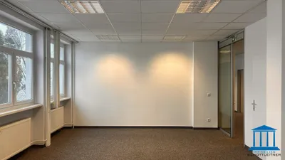 20-Zimmer-Gewerbeimmobilie mieten in Wiener Neustadt – 929 m², € 10.563 – Bild 13 von 62