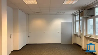 20-Zimmer-Gewerbeimmobilie mieten in Wiener Neustadt – 929 m², € 10.563 – Bild 16 von 62
