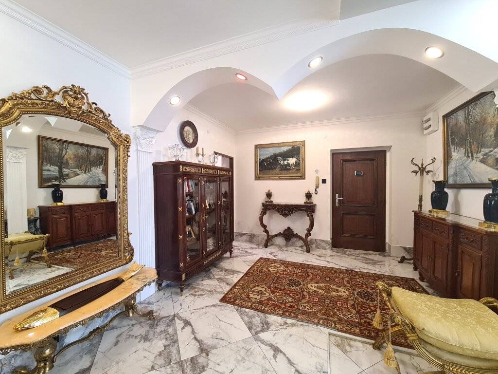 Traumhaftes Wohnen im Herzen von Baden - Stilvolle Wohnung mit Loggia nahe Kurpark & Casino! - Ansicht 3