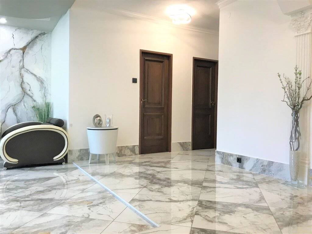 Traumhaftes Wohnen im Herzen von Baden - Stilvolle Wohnung mit Loggia nahe Kurpark & Casino! - Ansicht 2