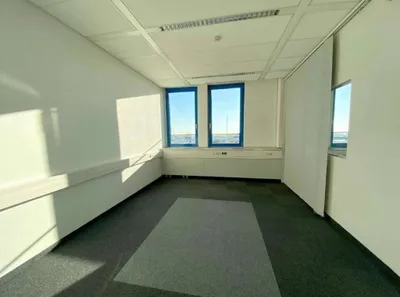 3-Zimmer-Gewerbeimmobilie mieten in Mödling – 136 m², € 1.864 – Bild 8 von 9