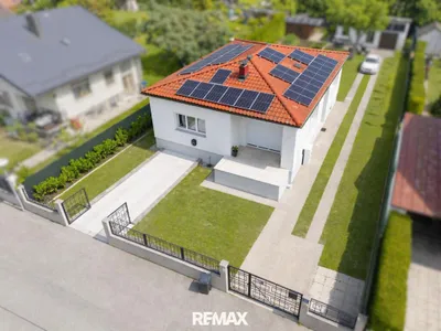 4-Zimmer-Haus kaufen in Bruck an der Leitha – 105,82 m², € 479.000 – Bild 1 von 32