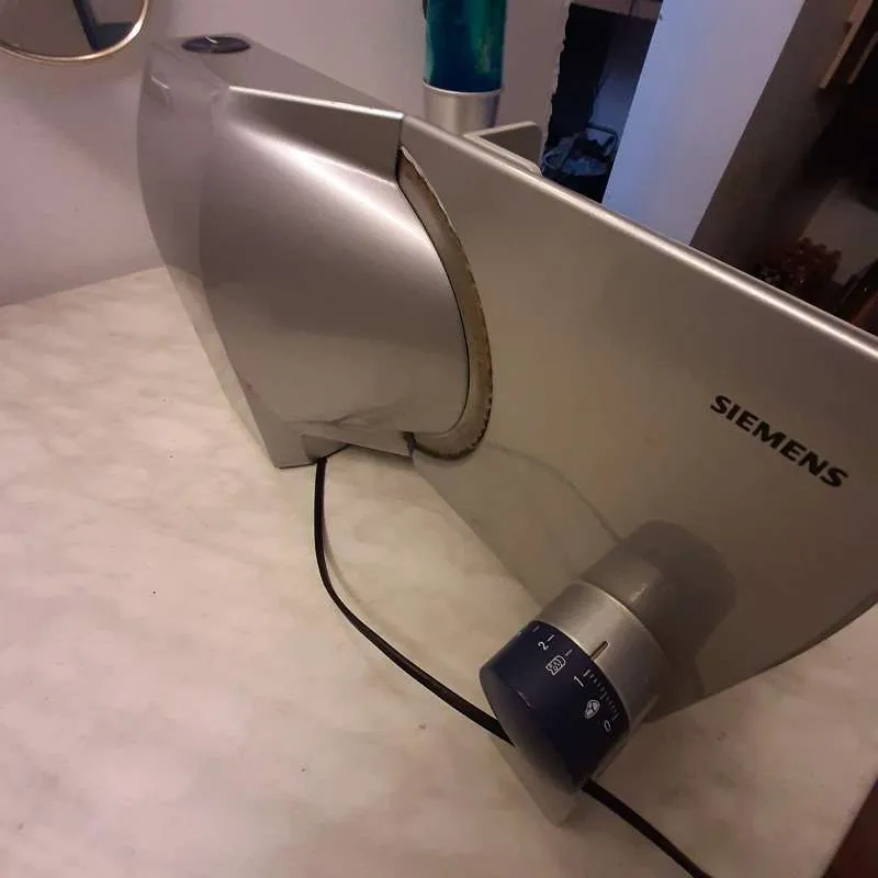 Allesschneider Siemens, € 25,- (4223 Katsdorf)