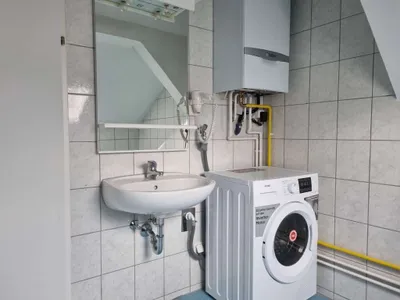 2-Zimmer-Wohnung kaufen in Neunkirchen – 83,65 m², € 98.000 – Bild 10 von 18