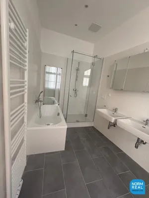 6-Zimmer-Wohnung mieten in Wien – 168,1 m², € 2.999 – Bild 14 von 19
