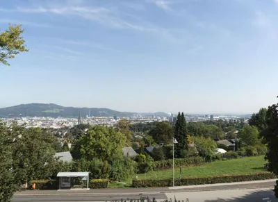 5-Zimmer-Wohnung mieten in Linz – 115 m², € 2.199 – Bild 12 von 13