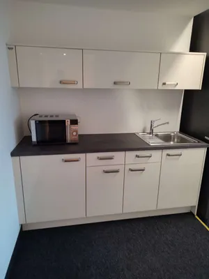 3-Zimmer-Gewerbeimmobilie mieten in Linz – 119 m², € 1.190 – Bild 10 von 15