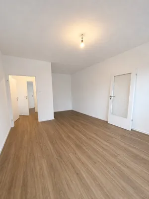 1-Zimmer-Wohnung mieten in Salzburg Stadt – 29 m², € 859 – Bild 2 von 6