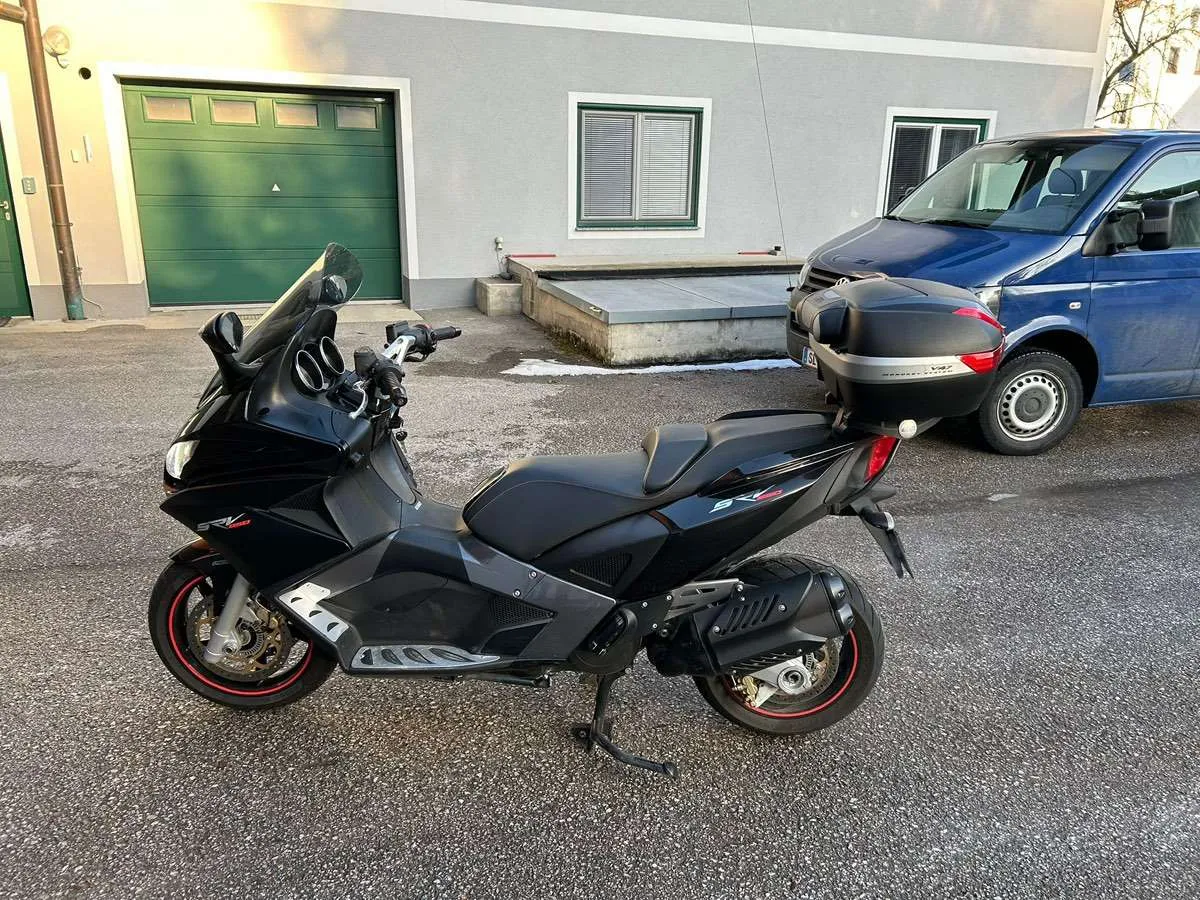 Aprilia SRV