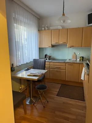 4-Zimmer-Haus mieten in Wien – 90 m², € 1.250 – Bild 2 von 10