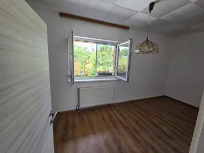 4-Zimmer-Gewerbeimmobilie mieten in Sankt Pölten Land – 110 m², € 1.200 – Bild 8 von 12