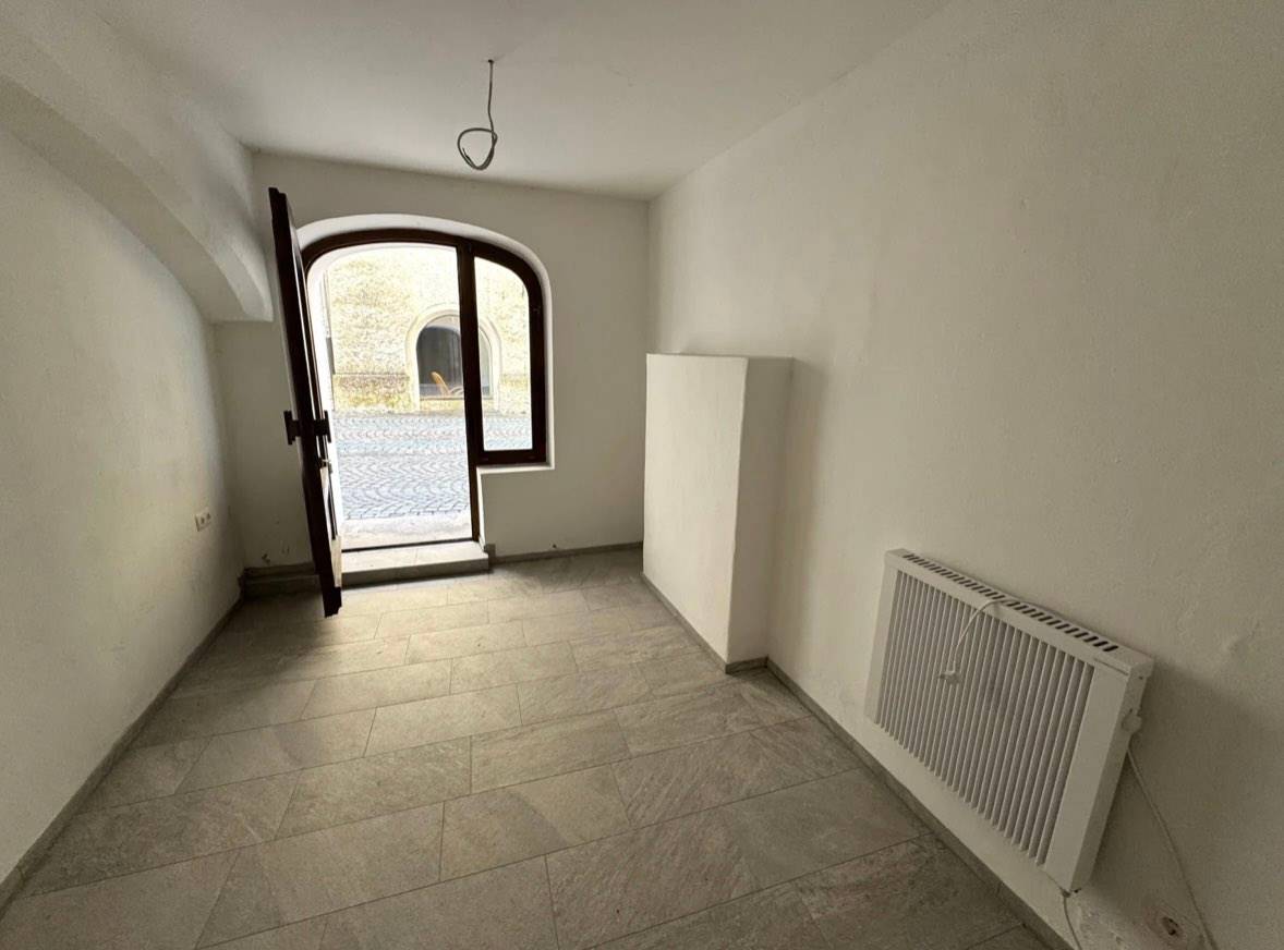 Kleinbüro / Geschäftslokal / Startup Hall in Tirol - Ansicht 2