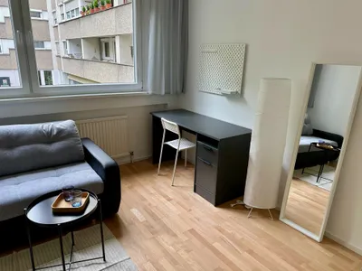 Möbliertes Zimmer | Karmarschgasse 53 | 3-6+ Monate – Bild 2