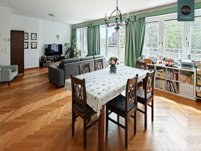Provisionsfrei: Dachgeschoss - Maisonette in Döblinger Toplage mit 3 Terrassen! Garage verfügbar!