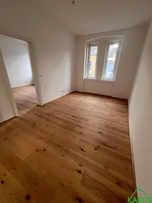 3-ZIMMER-ALTBAU SANIERT *MIT EINBAUKÜCHE* - ERSTBEZUG – Bild 3