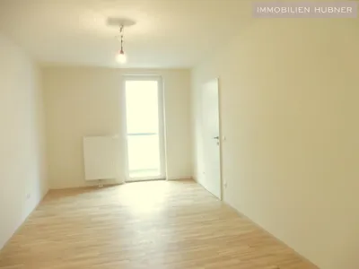 Tolle Ausstattung! Fantastische Lage! Super Grundriss! AB SEPTEMBER!! – Bild 3