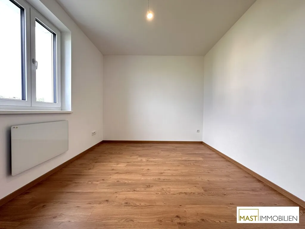 PROVISIONSFREI --- Beeindruckend aufgeteilte 3 Zimmer Garten Wohnung inkl. EWE Einbauküche in Pixendorf – pohled 3
