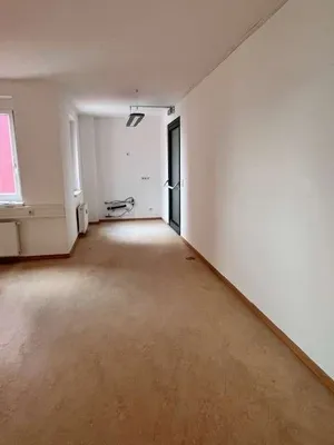2-Zimmer-Gewerbeimmobilie mieten in Eisenstadt – 60 m², € 776 – Bild 8 von 10
