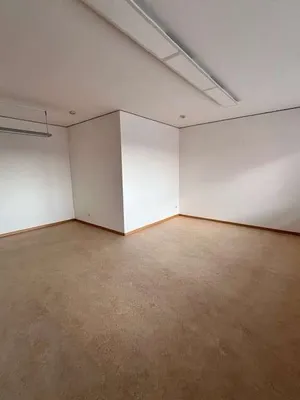 2-Zimmer-Gewerbeimmobilie mieten in Eisenstadt – 60 m², € 776 – Bild 3 von 10