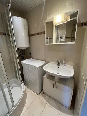 2-Zimmer-Wohnung mieten in Wien – 40 m², € 800 – Bild 8 von 9
