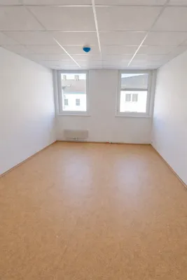 Gewerbeimmobilie mieten in Sankt Pölten – 500 m², € 6.000 – Bild 6 von 16