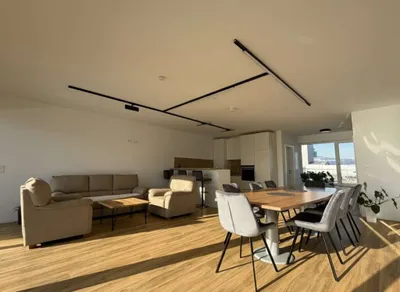 10-Zimmer-Gewerbeimmobilie mieten in Linz – 440 m², € 5.050 – Bild 7 von 15